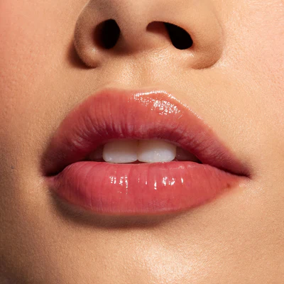 Smudge-Proof Lip Tint