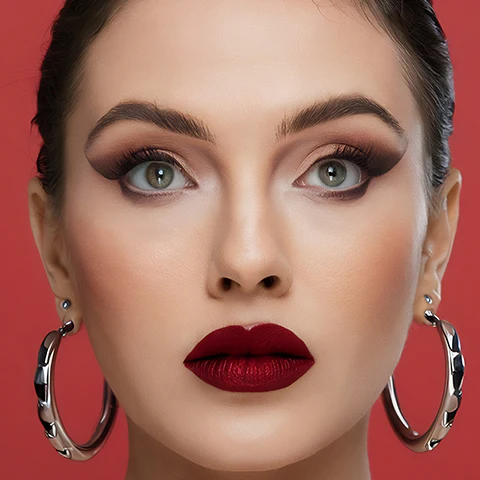 Bold Eyeliner Trends